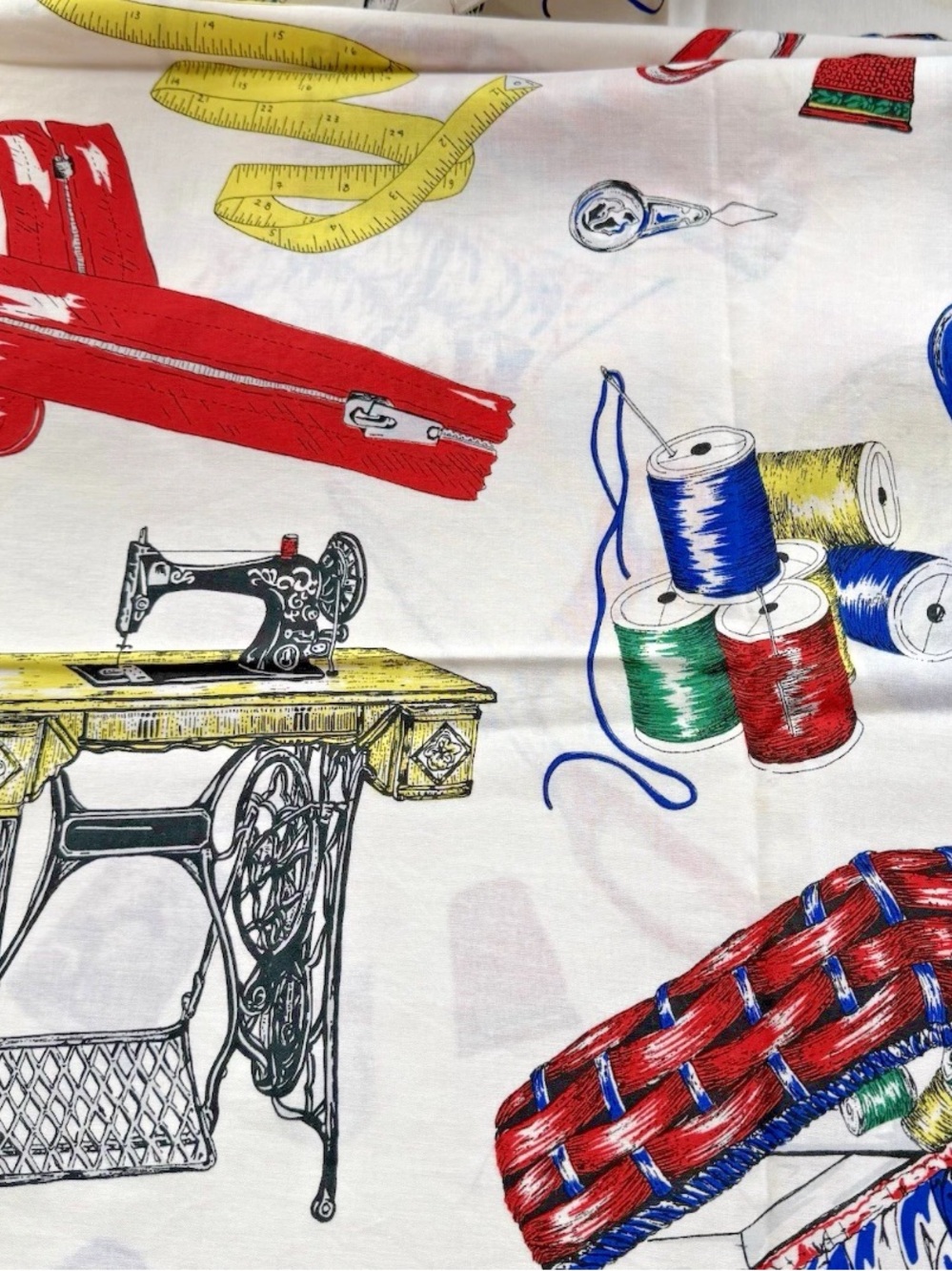 Vintage Cotton Sewing Notions Fabric 1 yard Crafting Sewing Treadle Quilting
